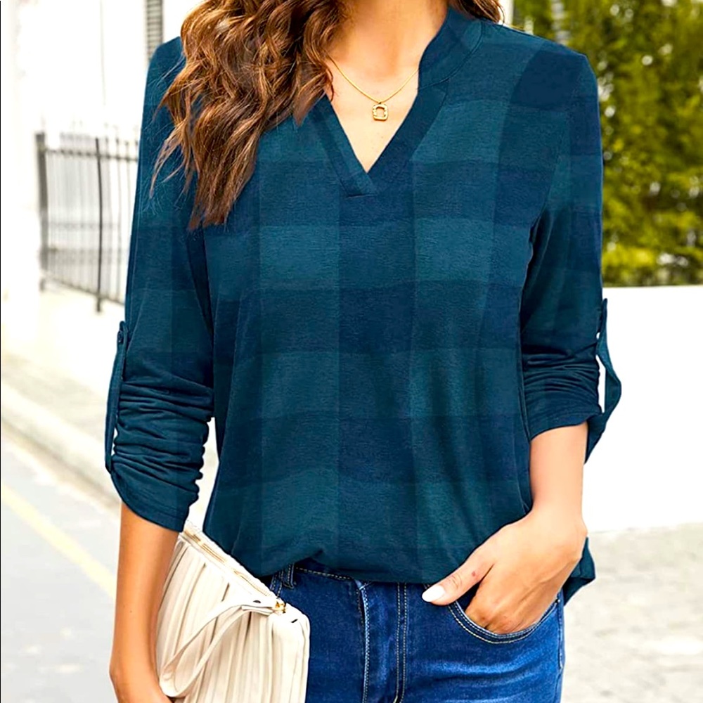 Halife Roll-up 3/4 Sleeve Blouse
